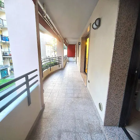 Caniggia 1 With Terrace In * Como